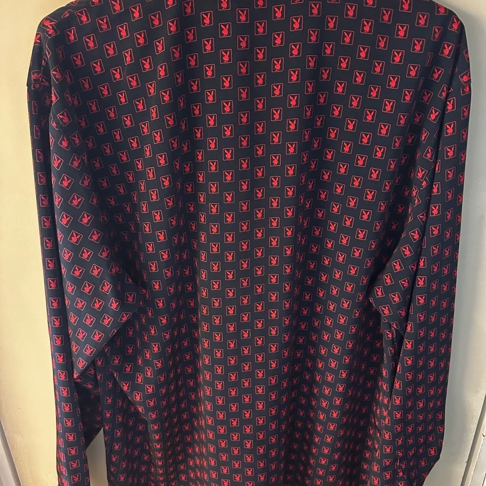 PLAYBOY Black and Red Casual Button Down Shirt - Picture 2 of 4